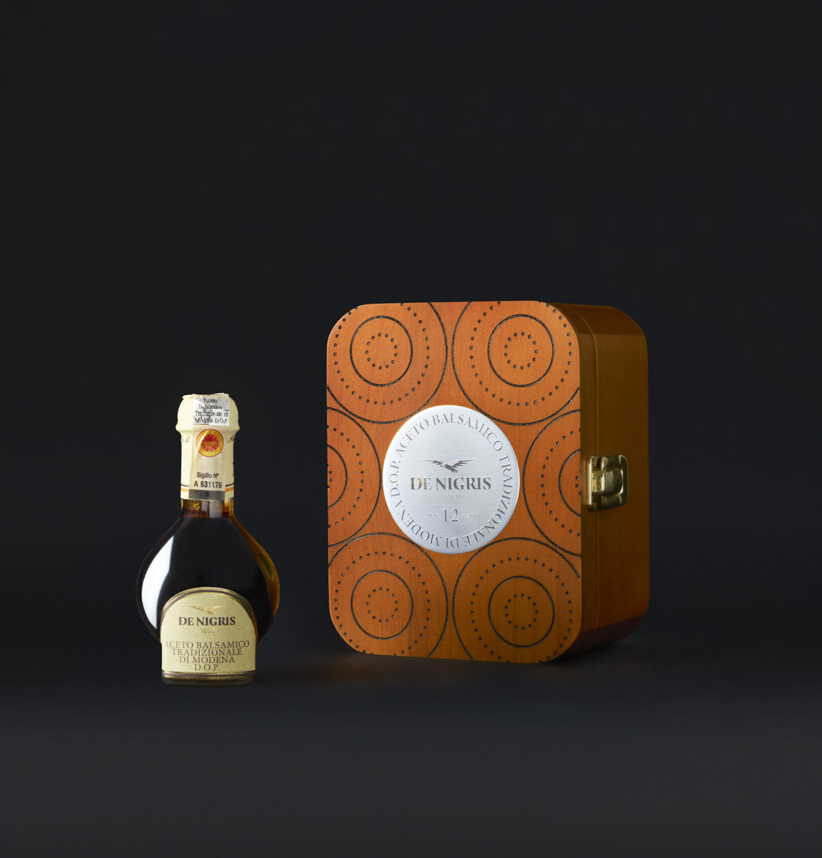 de-nigris-1889-aceto-balsamico-tradizionale-di-modena-dop image 2