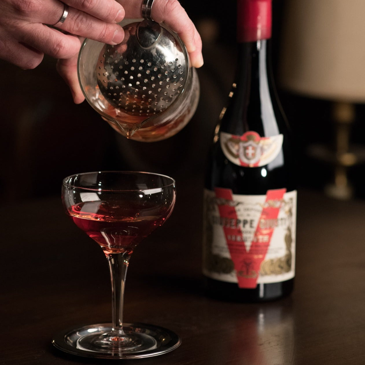 giusti-vermouth-750-ml-vermouth-artisanal-aux-botaniques-vieilli-en-barriques image 2